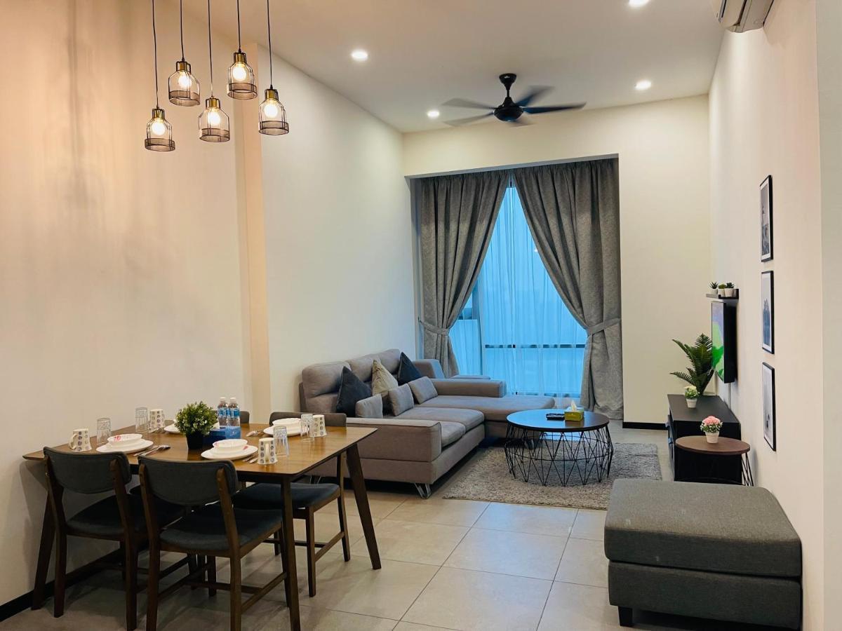 Astra At Opus Residences קואלה לומפור מראה חיצוני תמונה